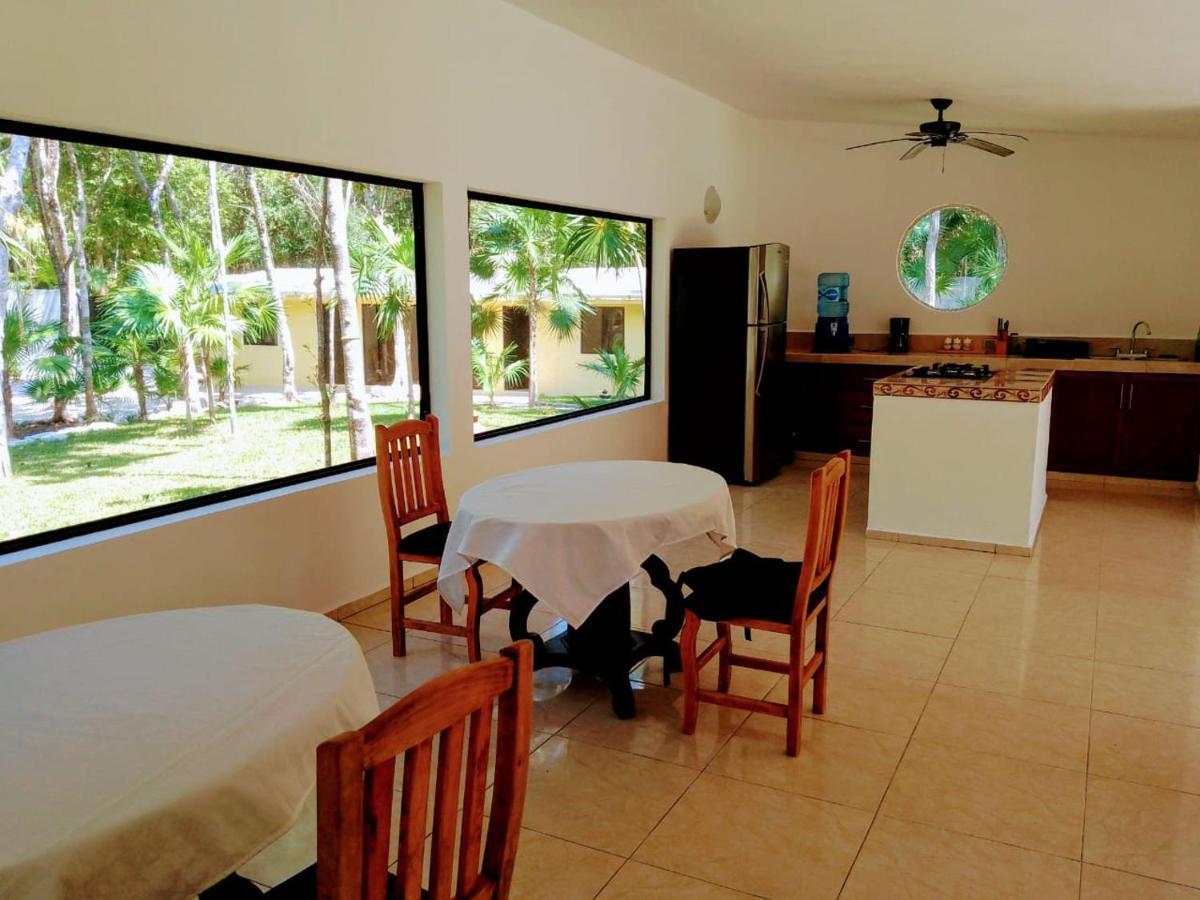 Kerubin Dorado Aparthotel Акумал Екстериор снимка
