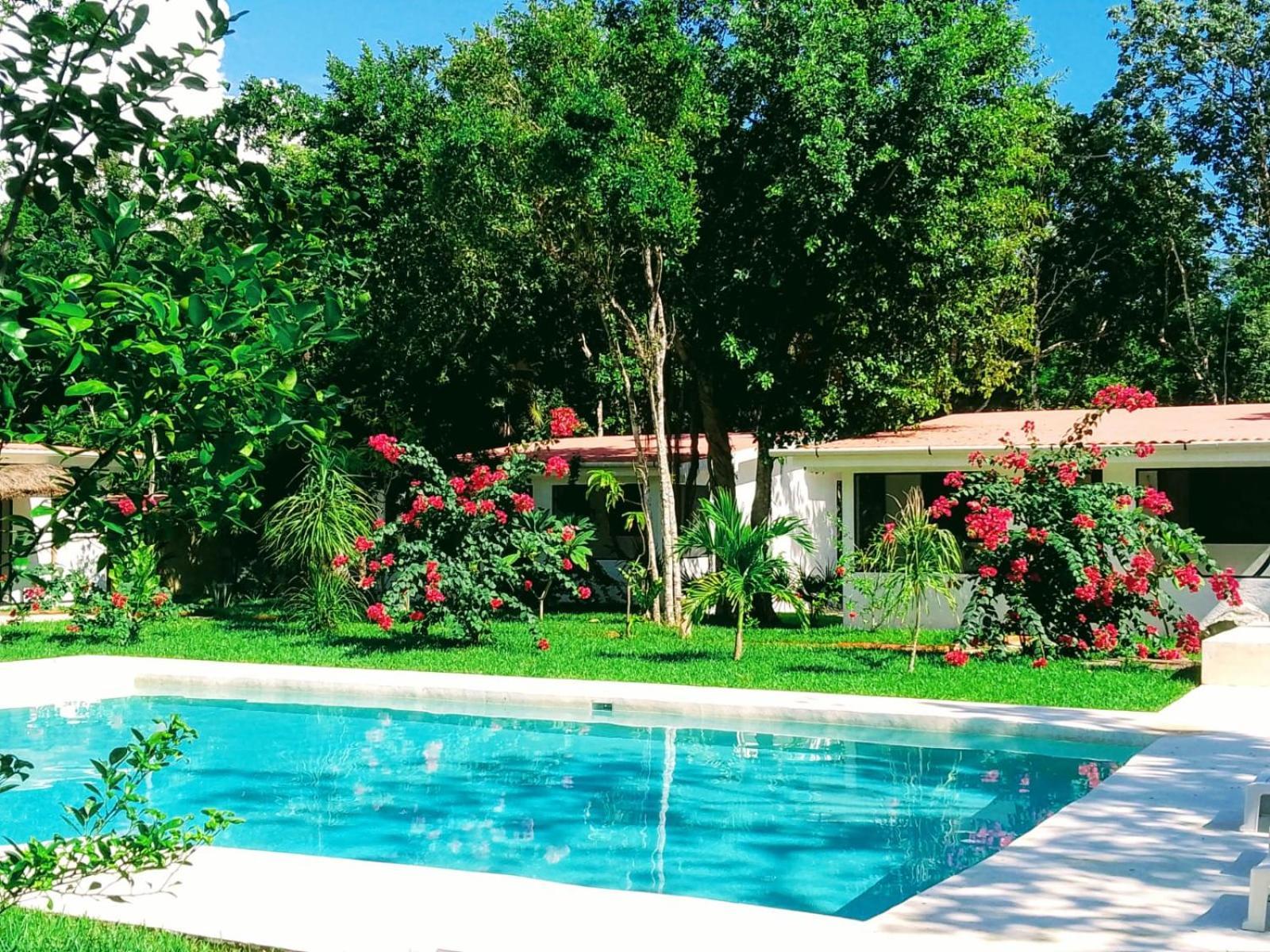Kerubin Dorado Aparthotel Акумал Екстериор снимка